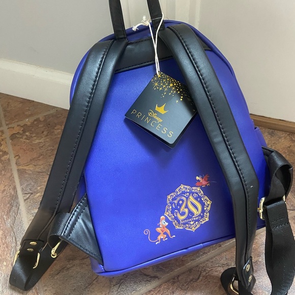 Loungefly Aladdin Backpack NWT - Picture 3 of 3